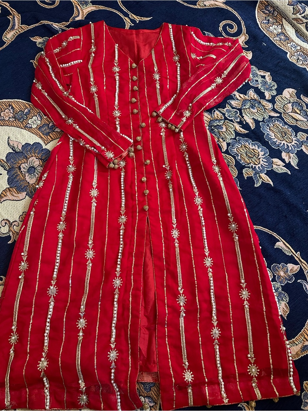 Pakistani Red kurta suit